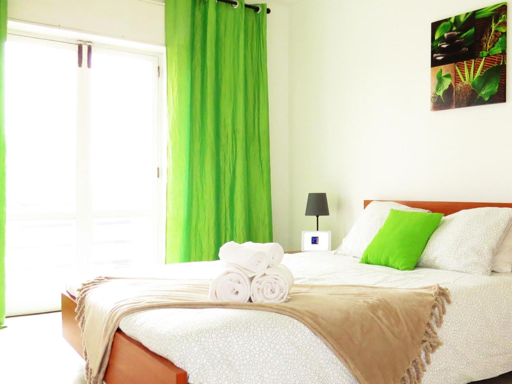Im On Avenida Apartment Lagos Luaran gambar